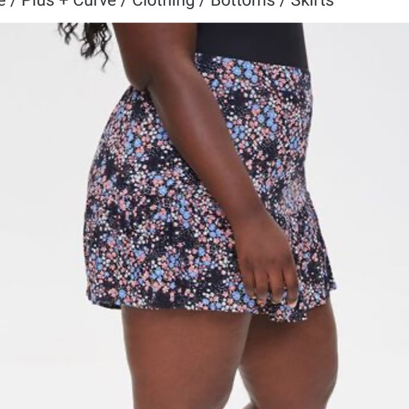 Forever 21+ Plus Size Floral Print Skort size 3X - Picture 2 of 7